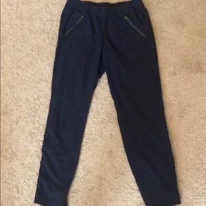 Athleta women’s joggers size 6/small navy